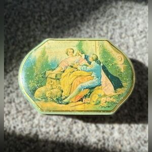 Vintage 1930s-The Metal Box Co. TIN Rococo Pastoral Scene – UK Collectible ⚜️